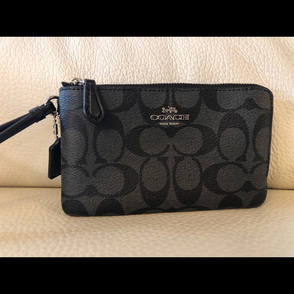 COACH Signature Double Corner Zip Wristlet